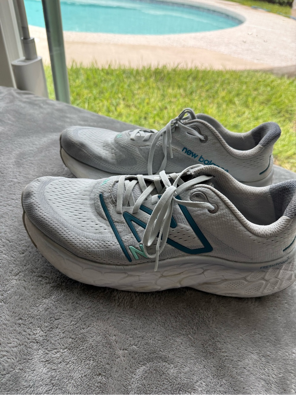 New Balance White & Mint Lightweight Sneakers